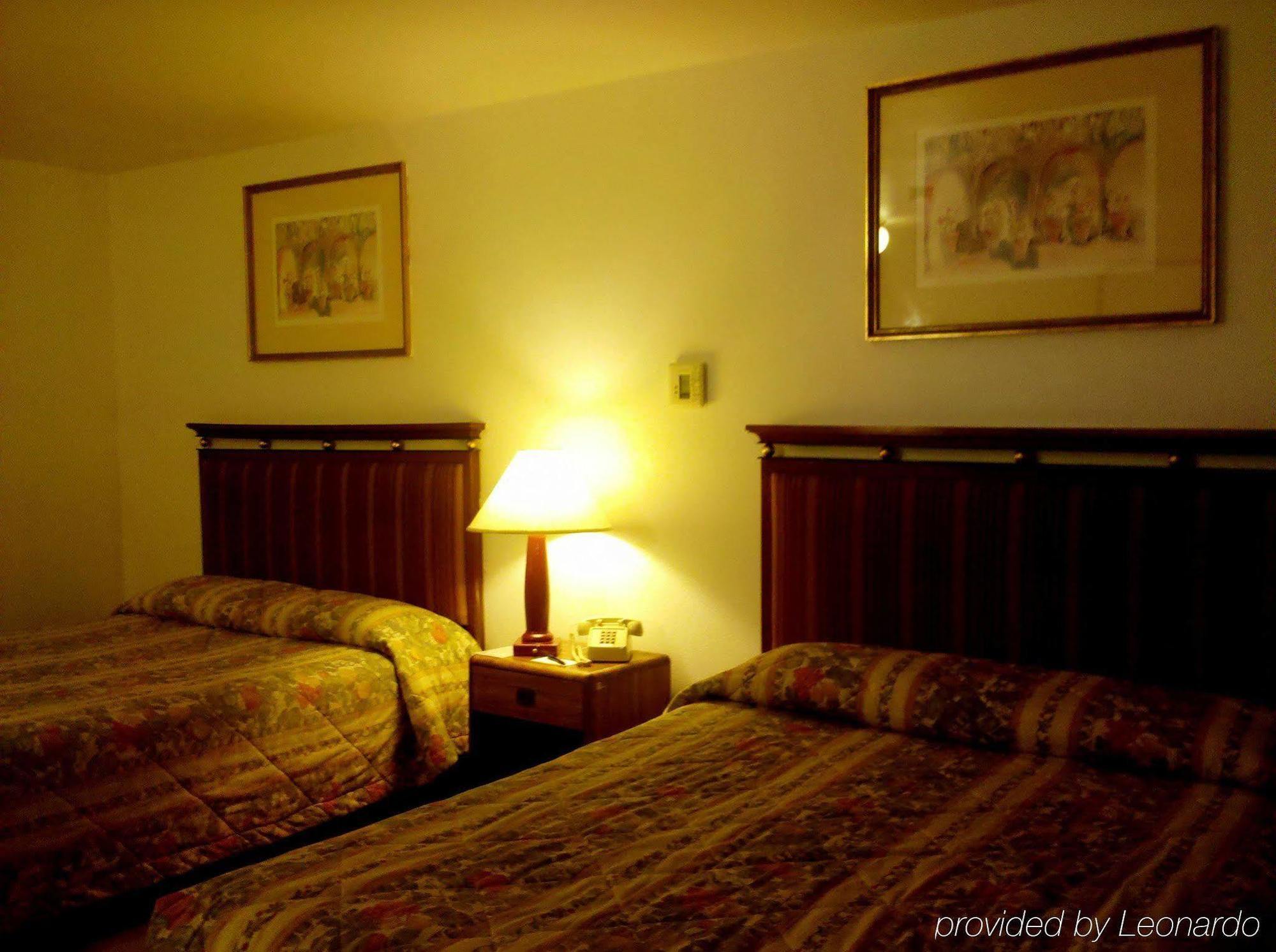 Maple Inn&Suites Los Banos Chambre photo