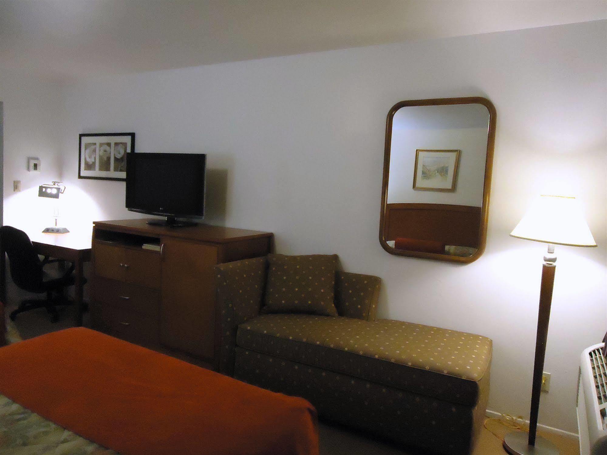 Maple Inn&Suites Los Banos Extérieur photo